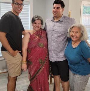 Meet your Posher, Marly